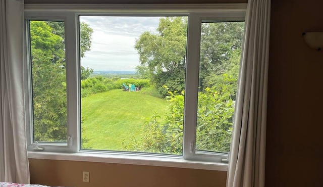 Close to Creemore, Wasaga, Mad River Golf, Blue Mtn!