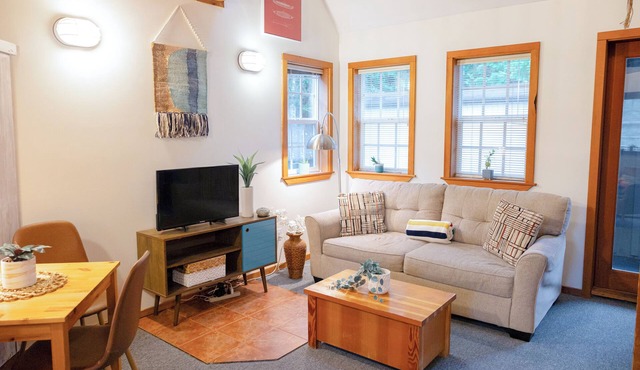 Coastal Loft! Steps to Beach & Lighthouse Trail!