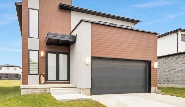 Comfort with luxury in Komoka