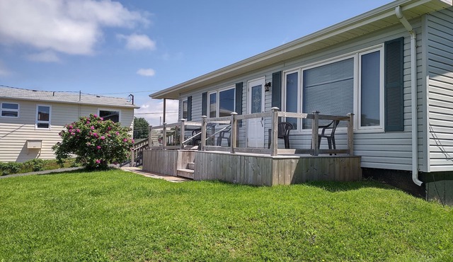 Complete House, Deck, Sunset, Water View (Cheticamp Harbour)