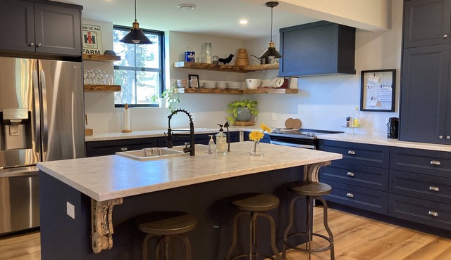 Completely renovated secluded 6 bedroom farmhouse in central PEI