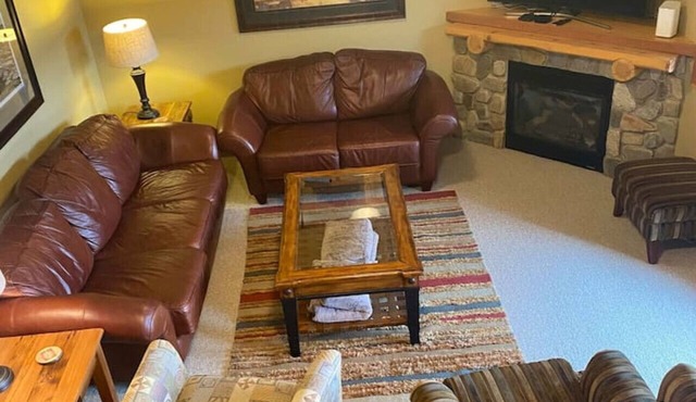 Copper Chalet 6 - sleeps 10