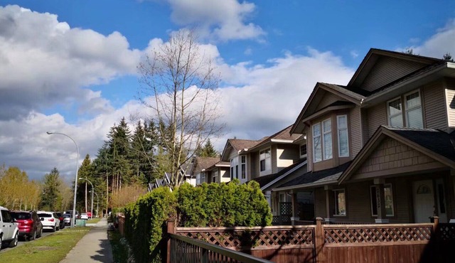Coquitlam Center, Two-bedroom Suite, Newly Renovated, Steps to SkyTrain