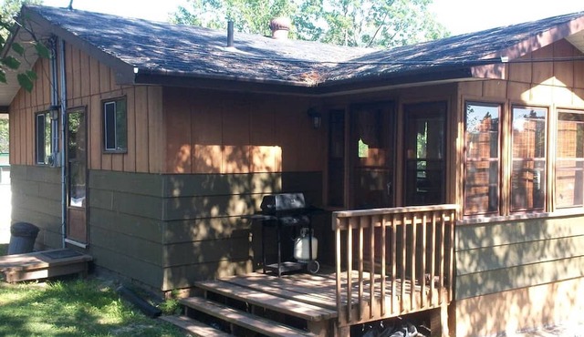 Country Cottage Rental with Fire Pit on Lake Nipissing, Ontario