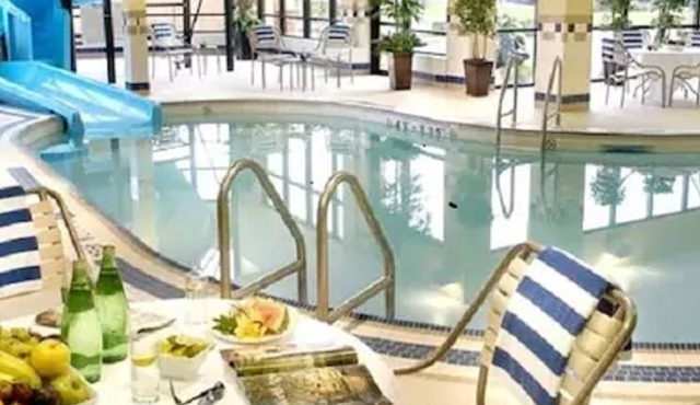 Courtyard by Marriott Toronto Brampton in Brampton