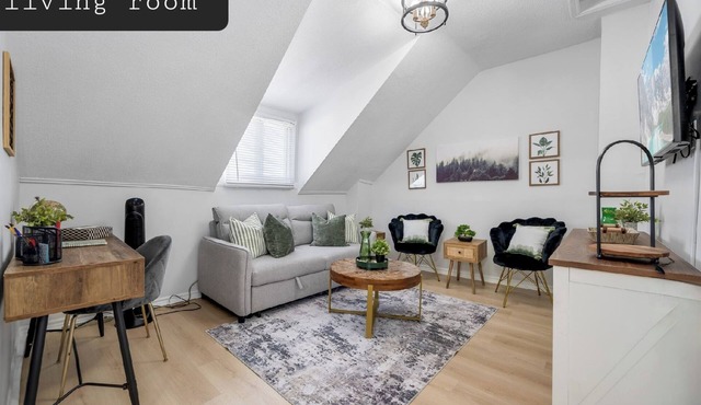 Cozy 1 bedroom, centrally located minutes to Niagara on the Lake, Niagara Falls.
