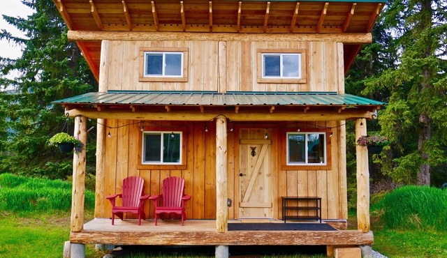 Cozy Cabin with Magnificient Views and Woodstove