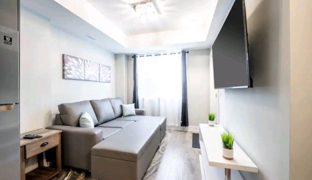 Cozy condo sleeps 4