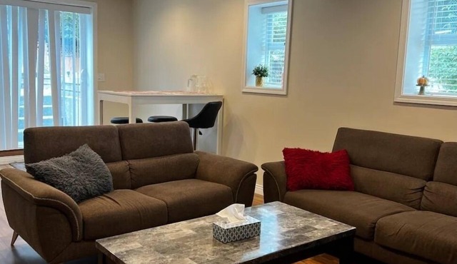 Cozy home in Sunshine hills Delta,Enchanting 1-bedroom house.