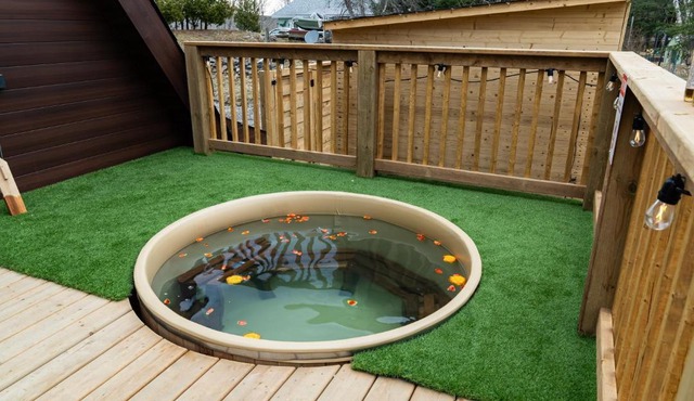 Cozy, Hot Tub, Sauna, Heated Floors, EV, Nespresso