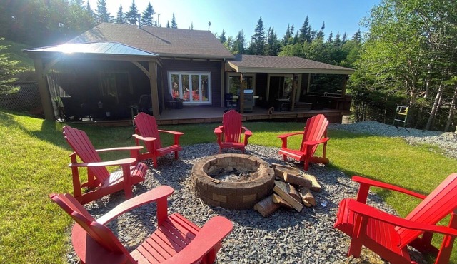 Cozy Mahers Cottage - Hot tub