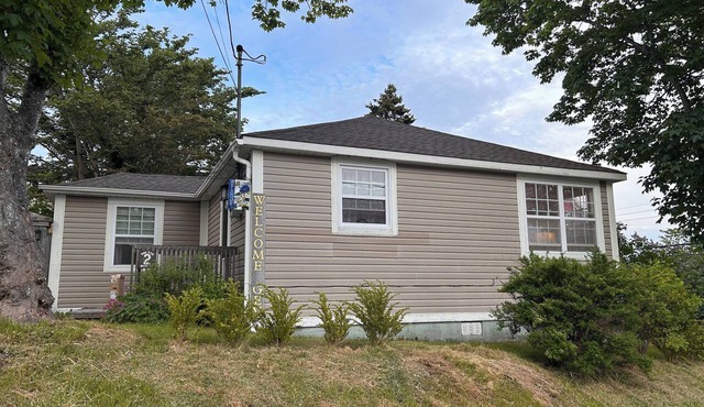 Cozy Noad Cottage in the Historic Town of Harbour Grace