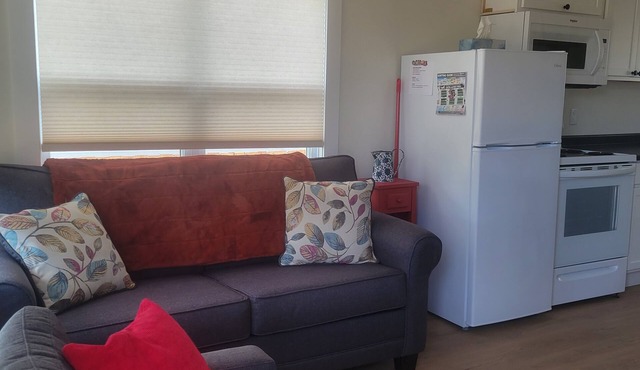 Cozy North Shore two bedroom cottage