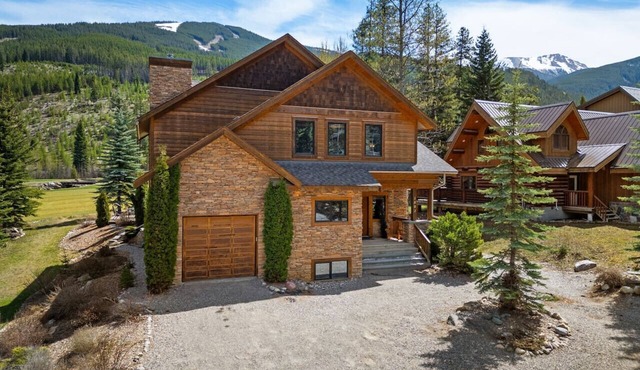 Creekside Lodge | Hot Tub | Ski-Out | Pool Table
