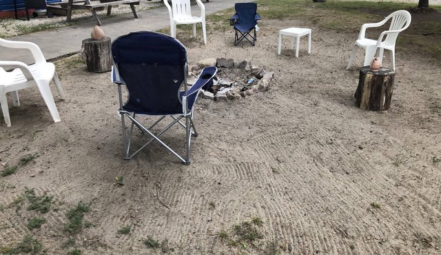 Dock Life Cottage 9 - Riverside, 2 Bedroom, Wasaga