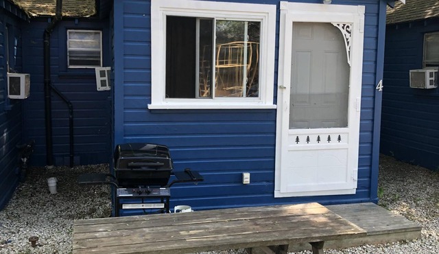 Dock Life Cottage 4 - Riverside, 1 Bedroom, Wasaga