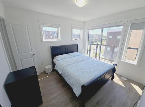 Downsview Park Retreat 2 - Rogers Stadium Getaway
