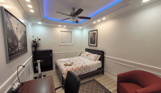 Elegant Modern 1 Bedroom Apt in Toronto North York