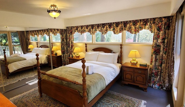 Enjoy in peace and a natural garden during your stay