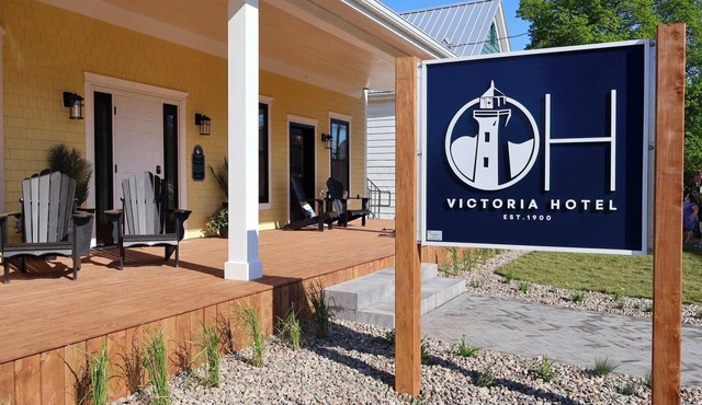 Entire Historic OH Hotel | Newly Restored for '26 | sleeps 18