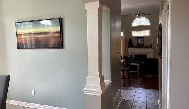 Entire Vacation Home with 5 Bedrooms & 3 Bathrooms