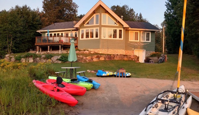 Family Friendly Lakeshore Cottage Built in 2008, Own Private Sandy Beach & Dock