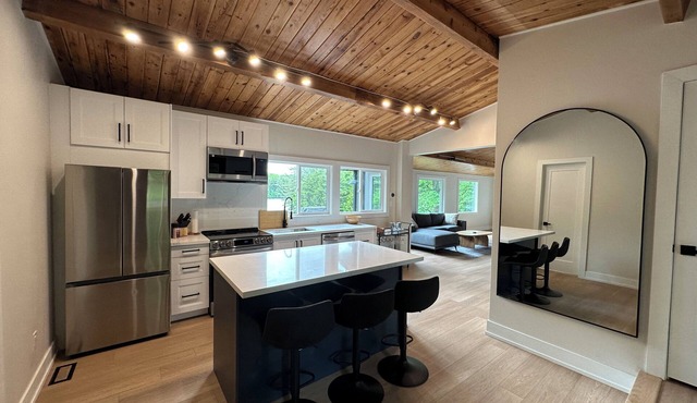 Family Friendly Muskoka Lakehouse