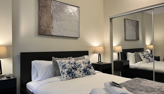 Fantastic Olympic Village 1BR+Den with A/C