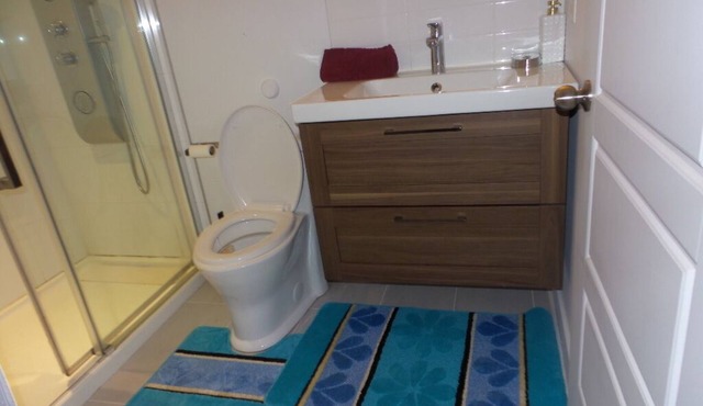 Feel at home in this 1 bedroom apartment, living room, kitchen and shower