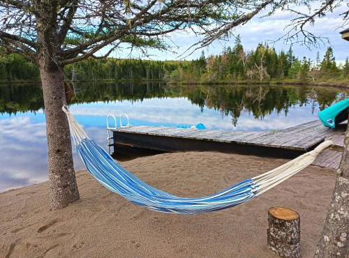 Fiddler's Lake Escape