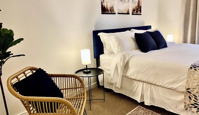 FIFA 2026 Sparrow’s Landing Beautiful Home Sleeps 10- 20 Mins to YVR &Downtown