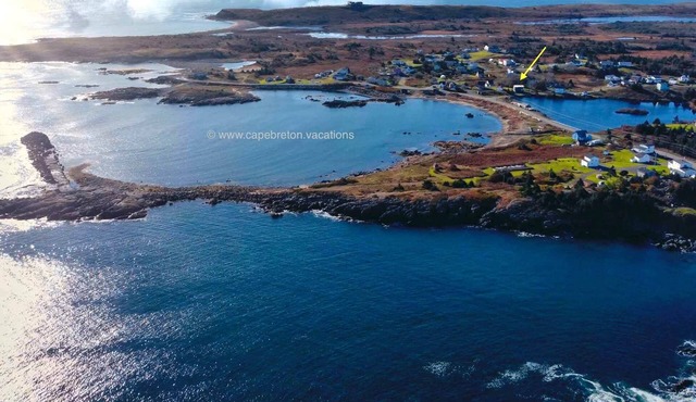 Fisherman's Rest House 30 meter distant to beach, sleeps 5