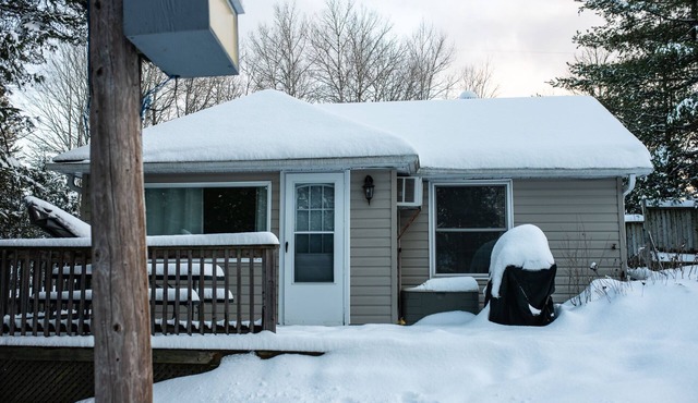 Gardenview Cottage - Myers Cave Resort