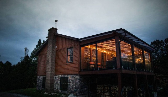 Georgian Bluffs Waterfront Retreat Sleeps Up To 24