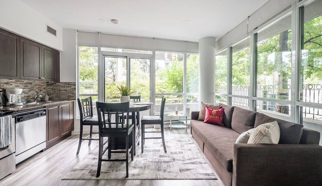GLOBALSTAY. Unique 2 Bedroom with Private Entrance in Downtown Toronto