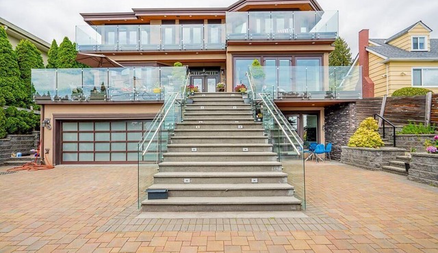 Gorgeous Guest suite in West Vancouver