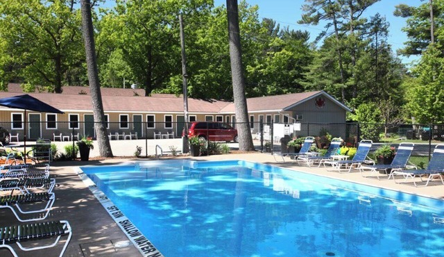 Grand Bend's Blue Water Motel