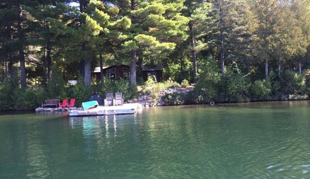 Grandview Lake cottage, July and or August Private luxury 500 feet waterfront