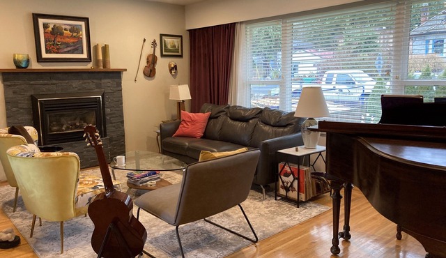 Great Family Home in Lynn Valley
