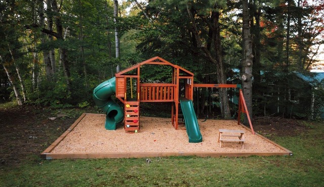 Halls Lake Resort Luxury Cottage