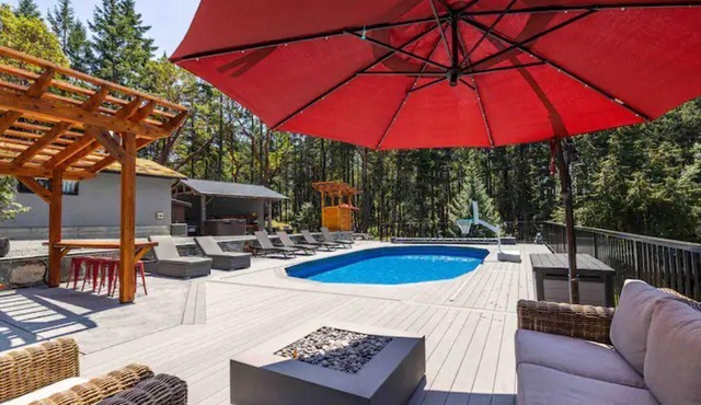 Highlands Oasis BC