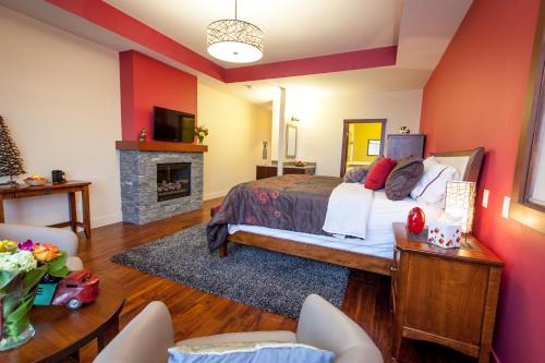Hillcrest Farm Market B&B