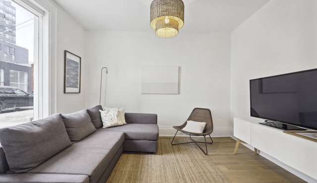 Historic Modern Home - Distillery/Design District