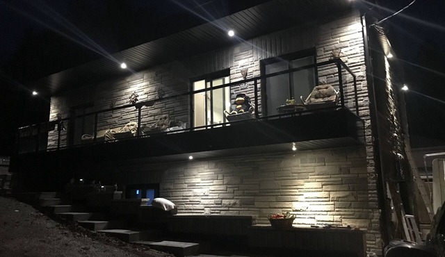 House on Trent waterways Sturgeon lake water access