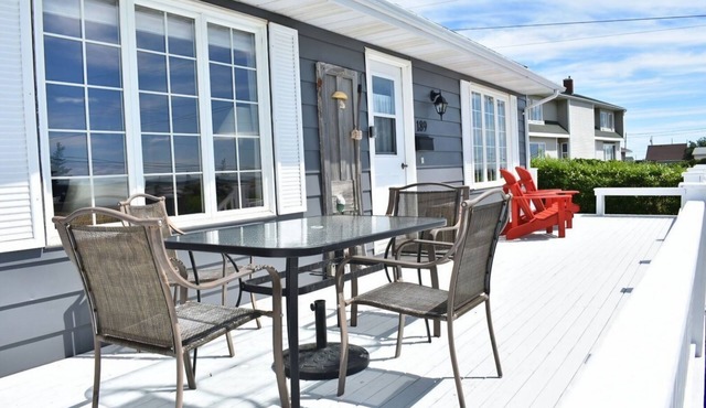 House with a million dollar view and short stroll to the beach!