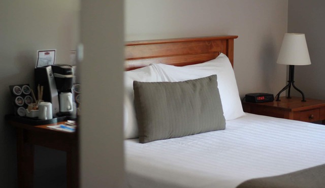 Howe Sound Inn & Brewing Company