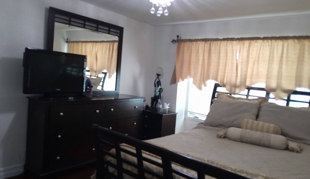 Hugh Furnished Private Bedroom Private Washroom