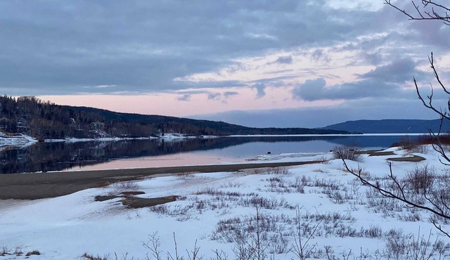 Humber Valley Lakefront Cabin
