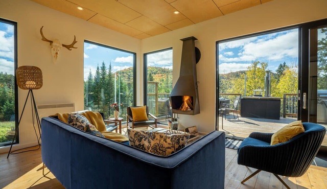 Lakeside Trails, Heated Spa & Ski Adventures