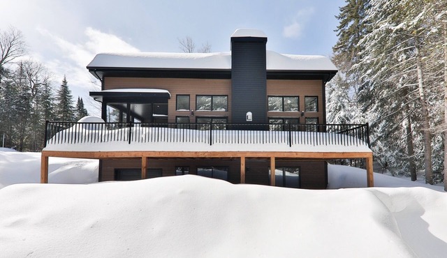 La Grande Ourse : Modern Waterfront w/spa